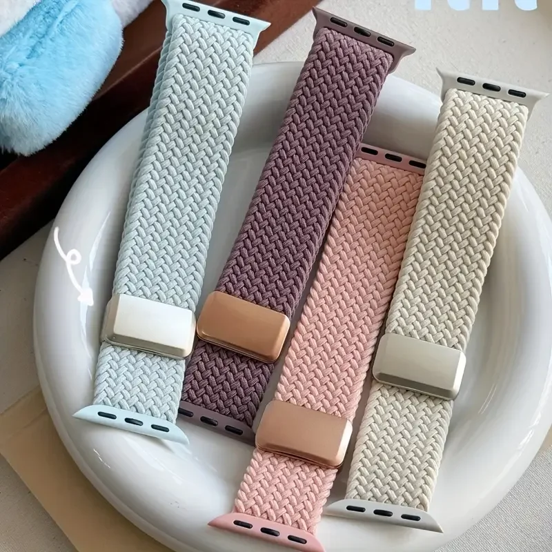 ナイロン編み込みループストラップ Apple Watch U - Milanese Loop Magnetic のレビューと価格